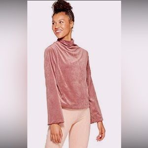 Velour Fleece Pullover sweatshirt